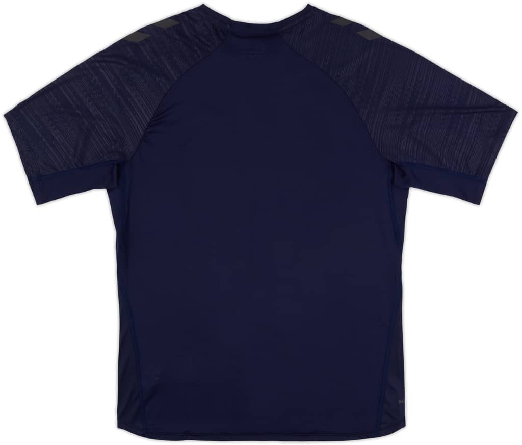 2024-25 Real Betis Hummel Training Shirt (L)