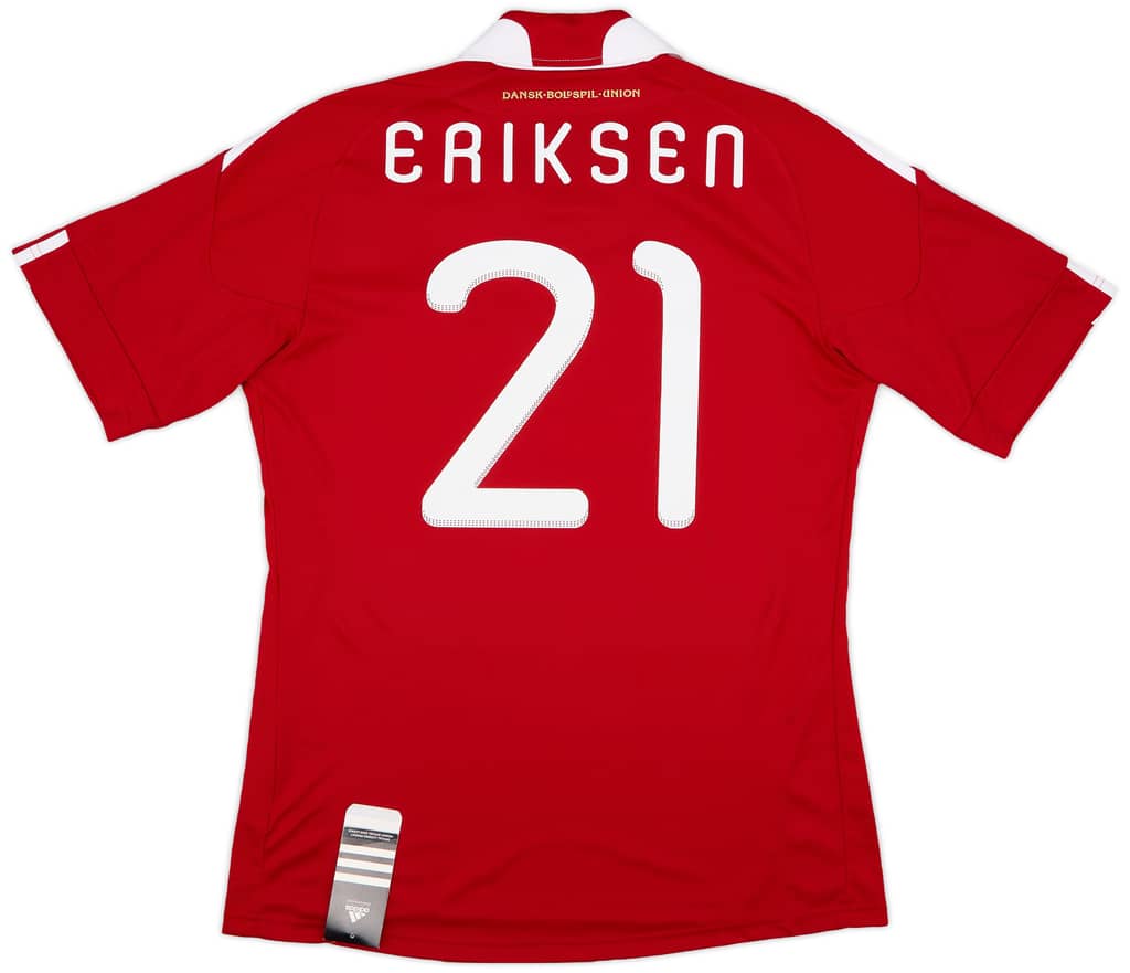 2010-11 Denmark Home Shirt Eriksen #21 (M)