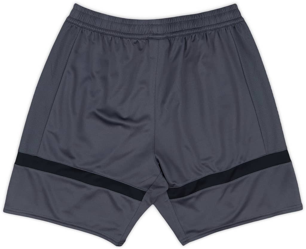 2023-24 Burnley Umbro Training Shorts - As New