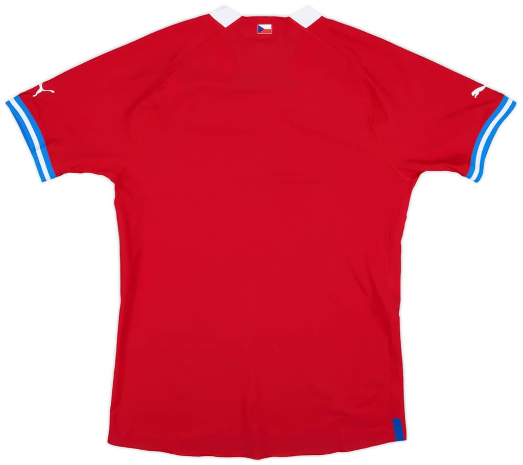 2022-23 Czech Republic Authentic Home Shirt (M)