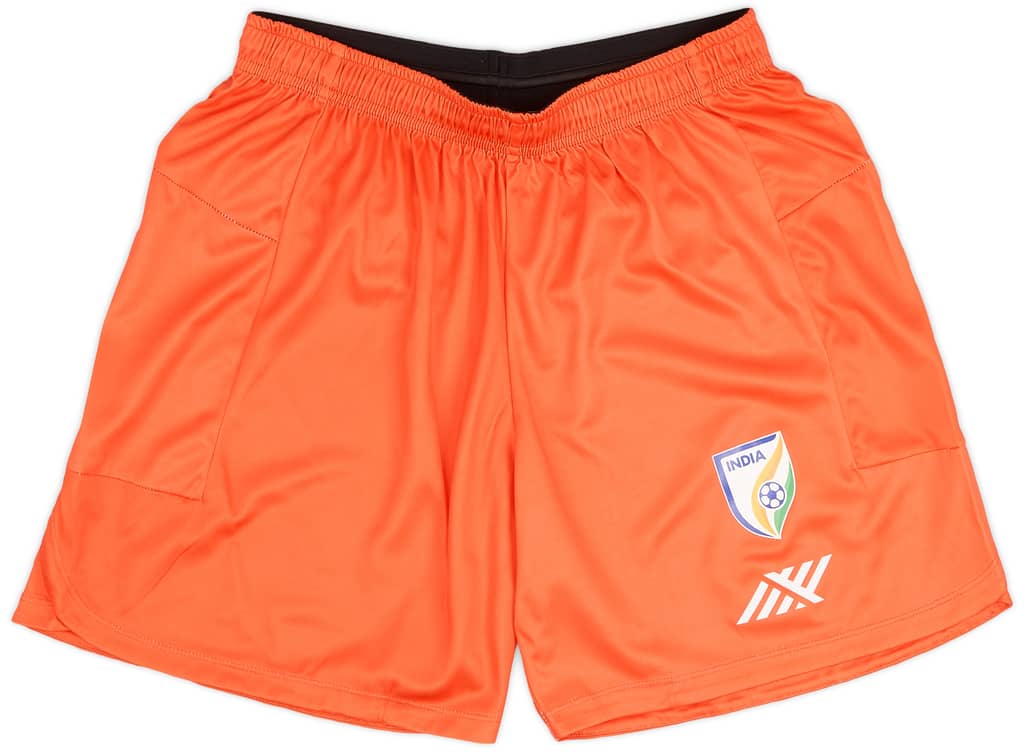2022-23 India Away Shorts - 8/10