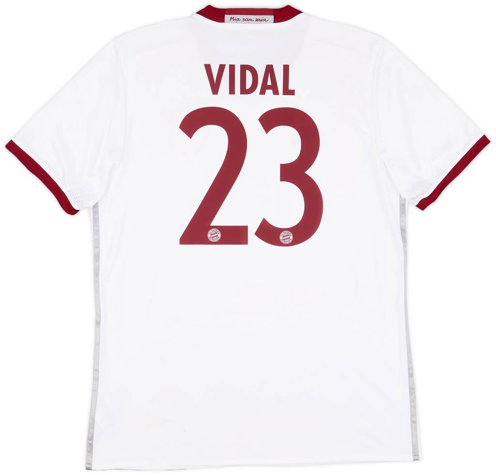 2016-17 Bayern Munich Third Shirt Vidal #23 - 5/10 - (L)
