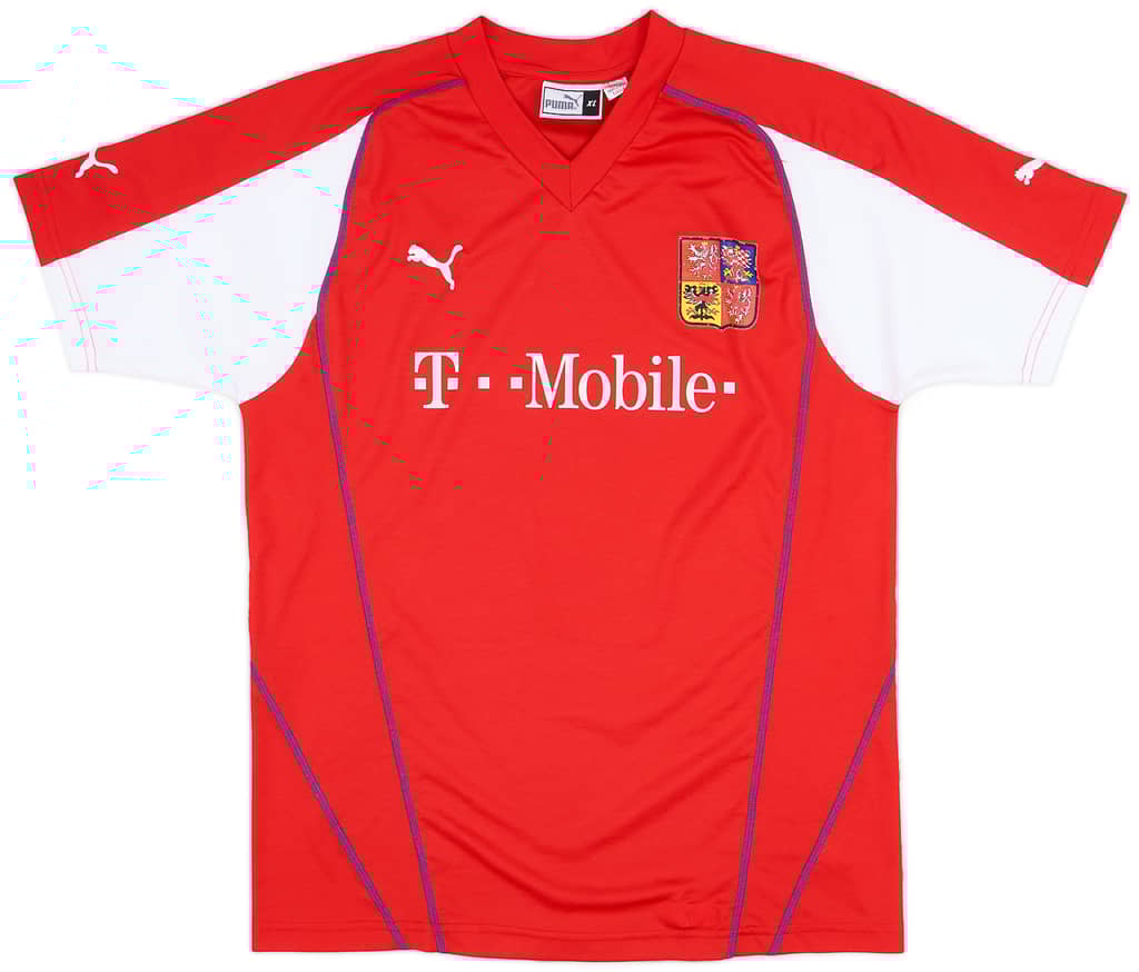 2004-05 Czech Republic Basic Home Shirt - 5/10 - (XL)