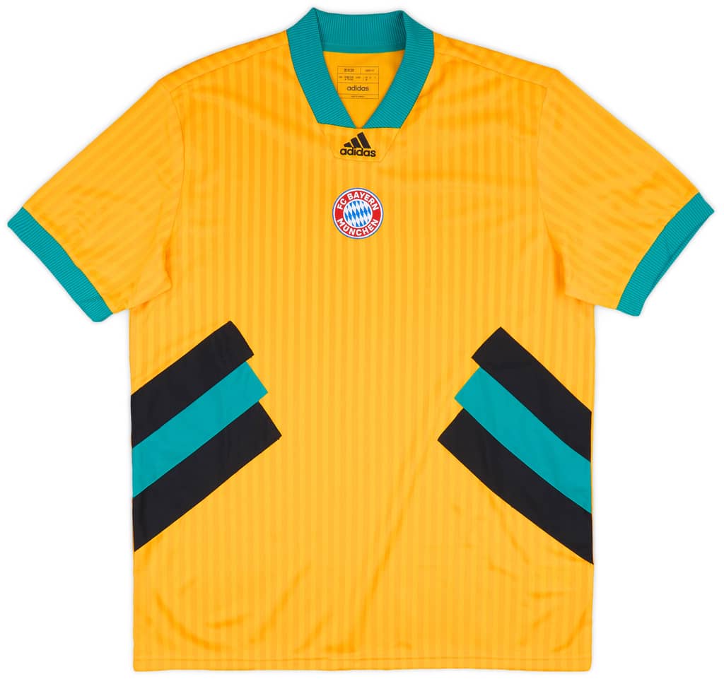 2022-23 Bayern Munich adidas Icon Shirt (S)