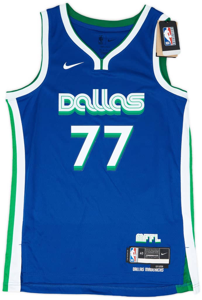 2022-23 Dallas Mavericks Doncic #77 Nike Swingman Alternate Jersey (S)