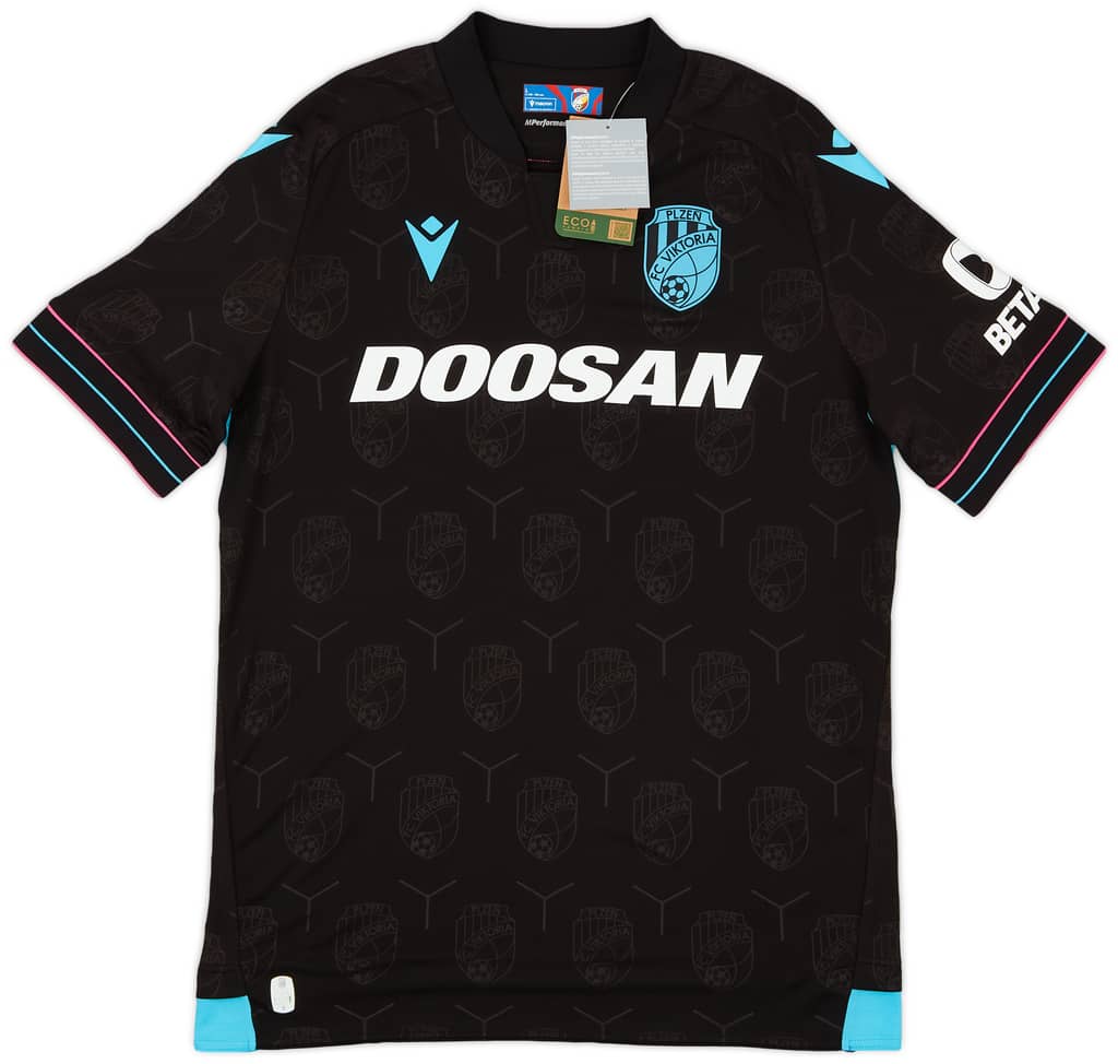 2023-24 Viktoria Plzeň Away Shirt