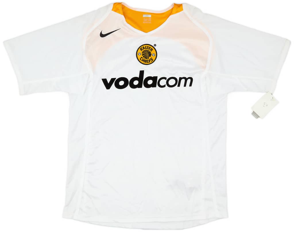 2004-05 Kaizer Chiefs Away Shirt (M)