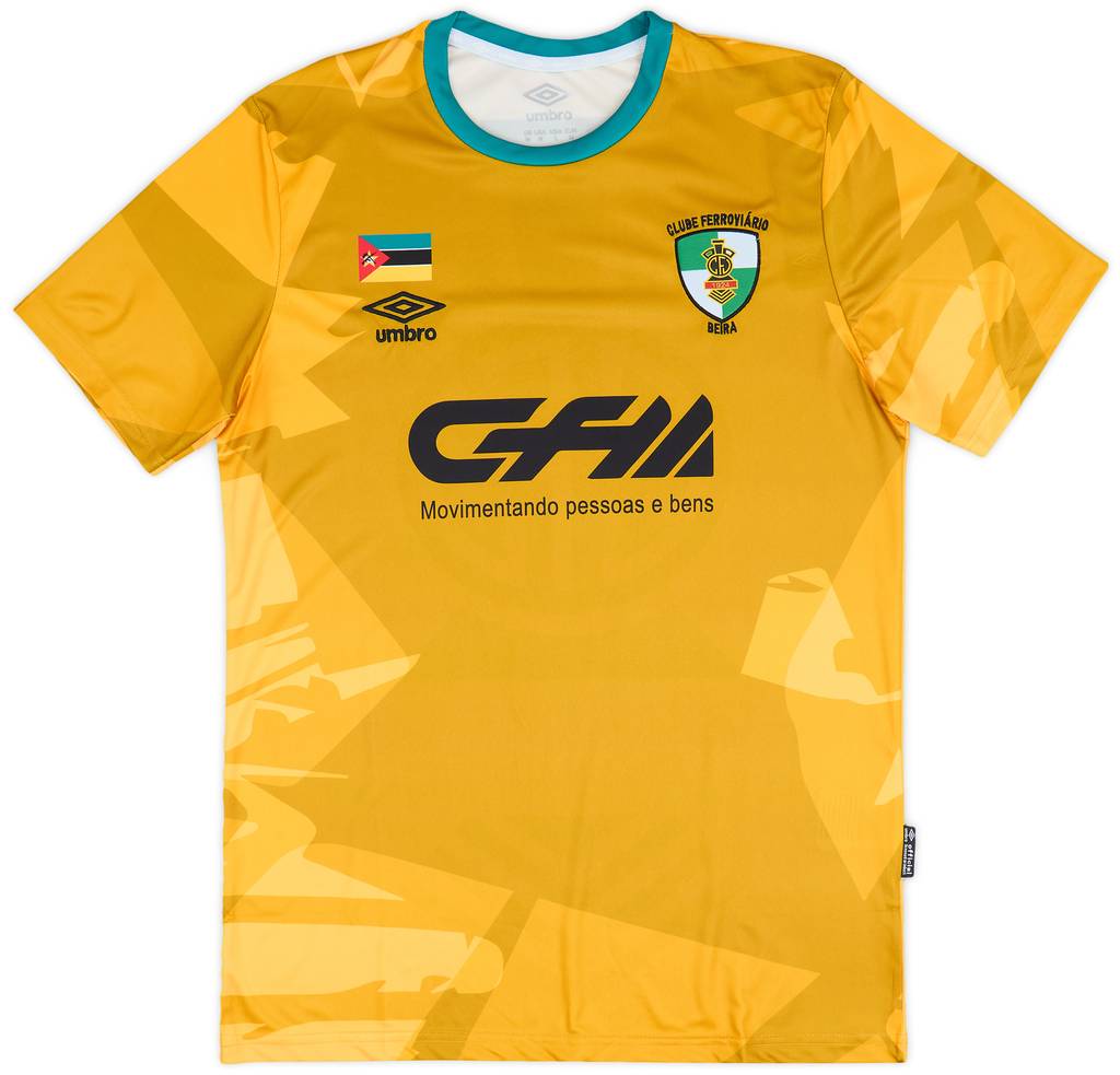 2022 Clube Ferroviario da Beira Third Shirt (M)