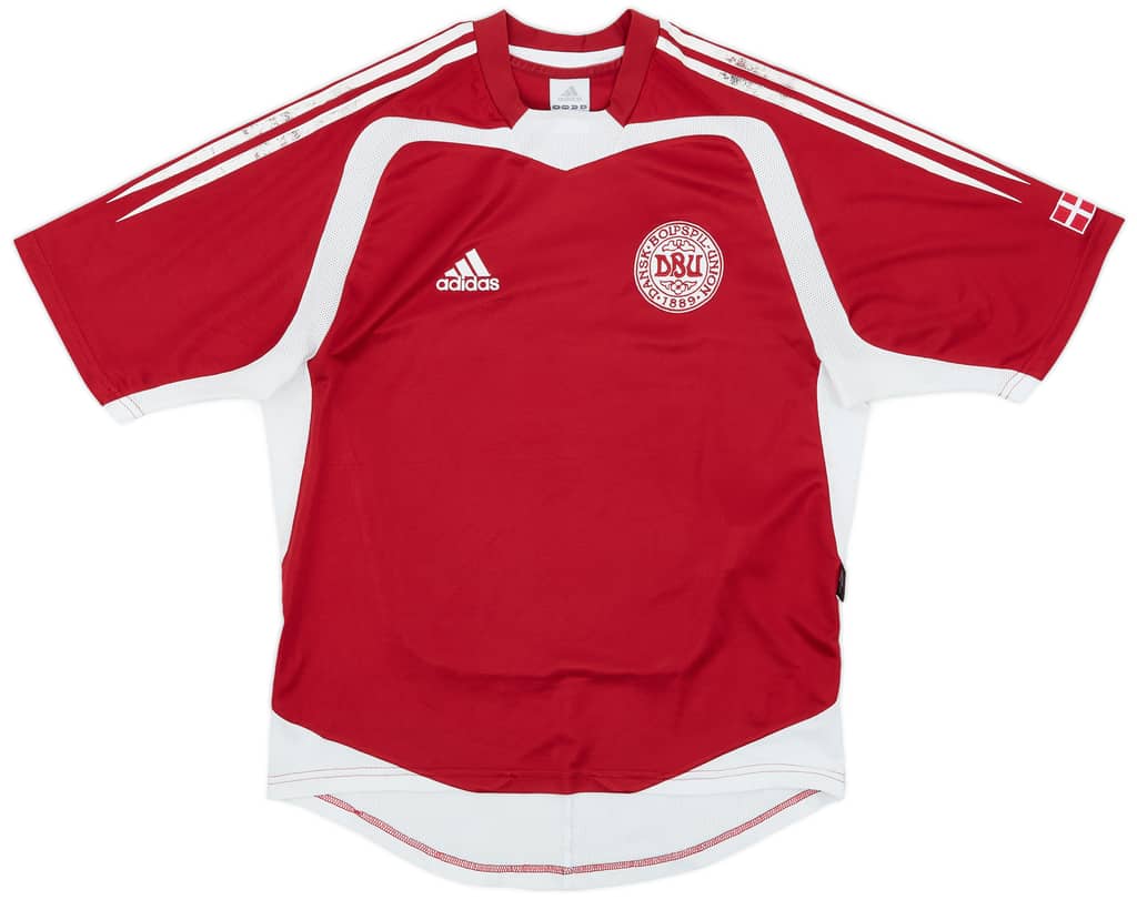 2004-05 Denmark Home Shirt - 7/10 - (S)