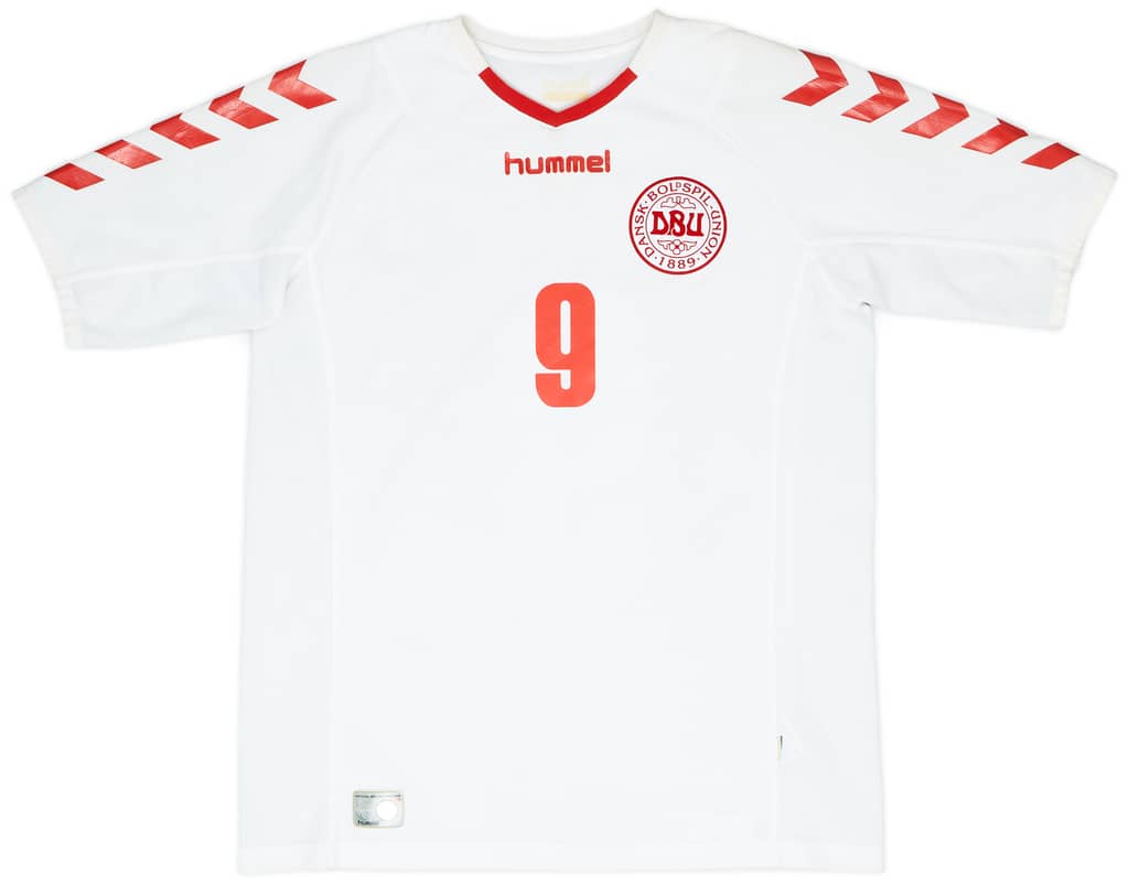 2003-04 Denmark Away Shirt Tomasson #9 - 7/10 - (L)