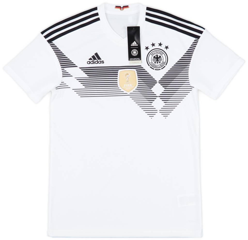 2018-19 Germany Home Shirt (S)