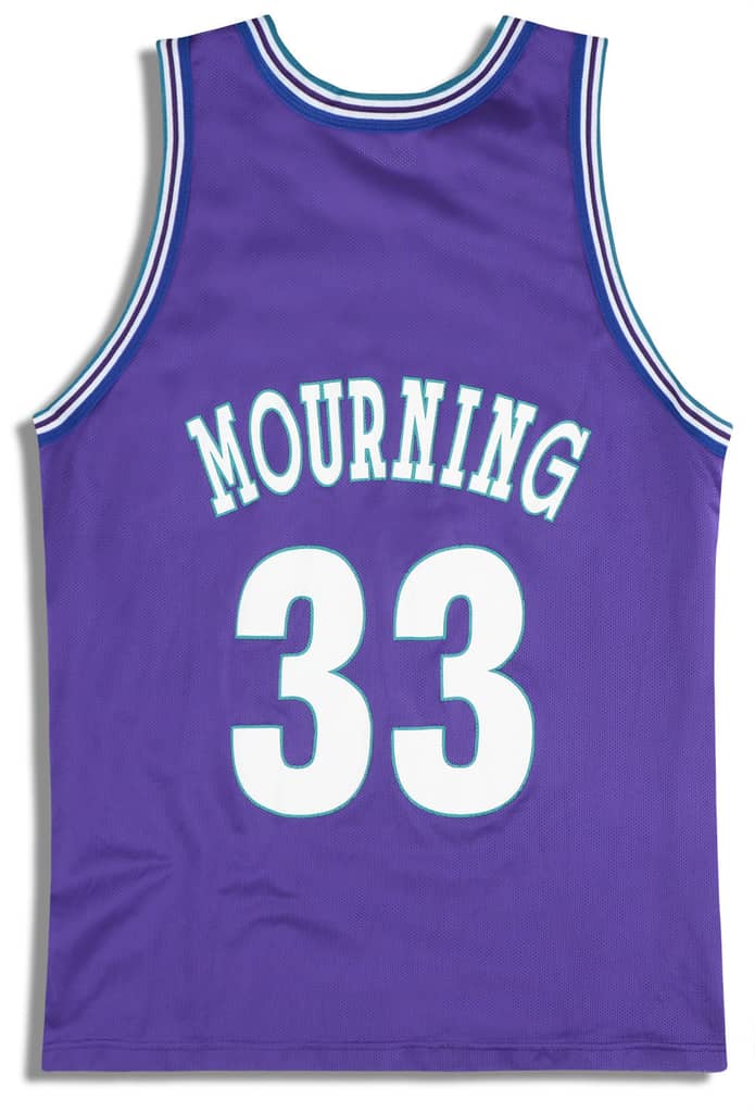 1995 Charlotte Hornets Mourning #33 Champion Jersey (Alternate) L