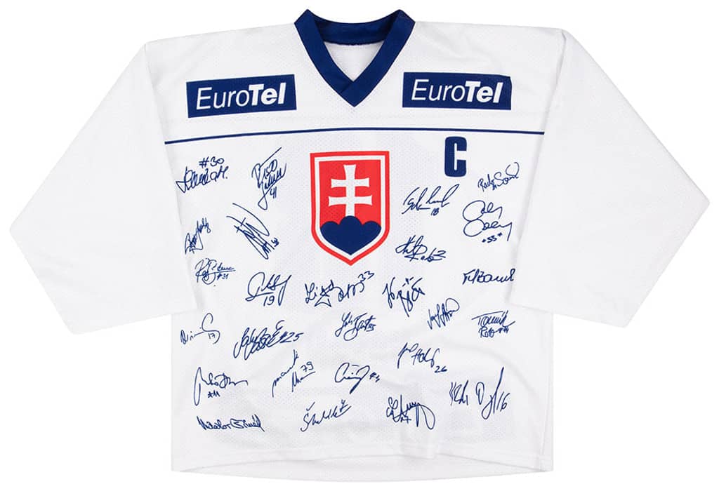 2000s Slovakia National Hockey Team Satan #18 Jersey (Home) XL