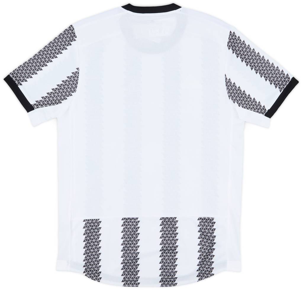 2022-23 Juventus Authentic Home Shirt (Asian size M)