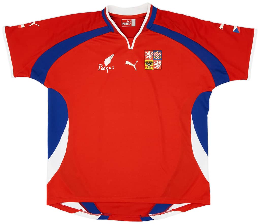 2000-02 Czech Republic Home Shirt