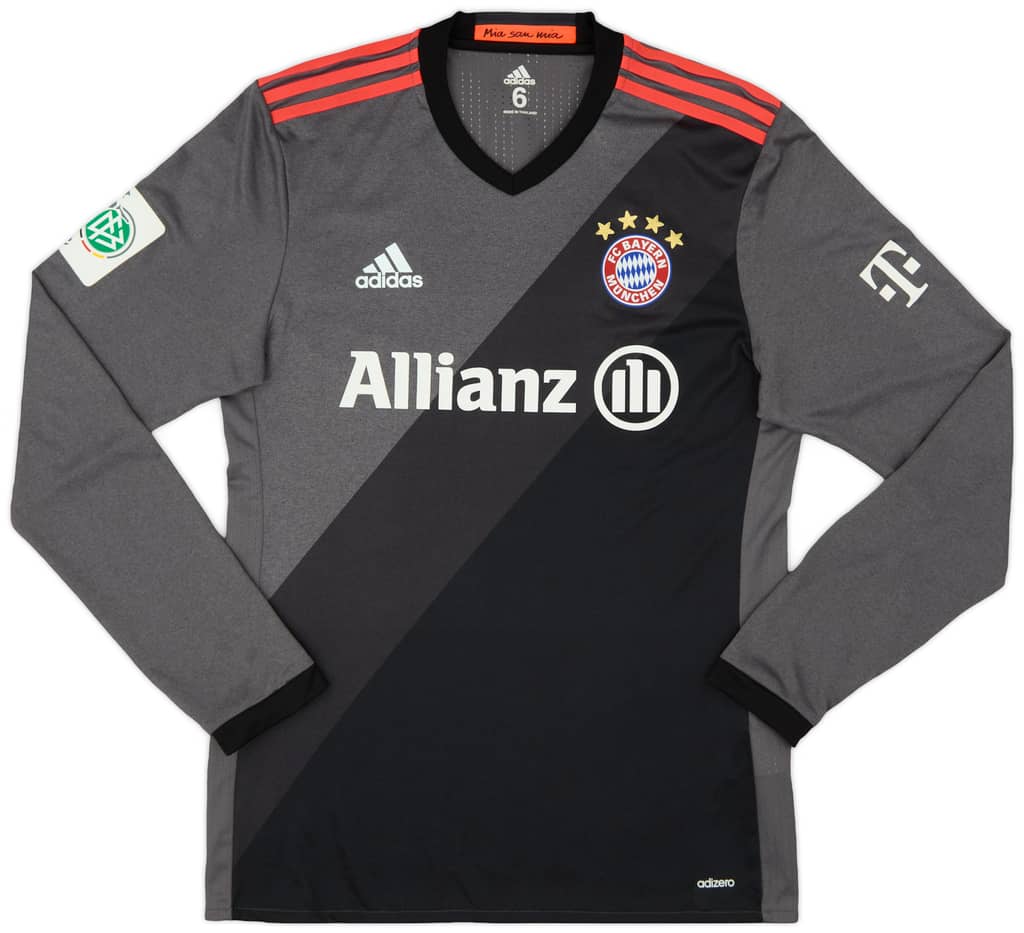 2016-17 Bayern Munich Women Player Issue Away L/S Shirt - 8/10 - (M)