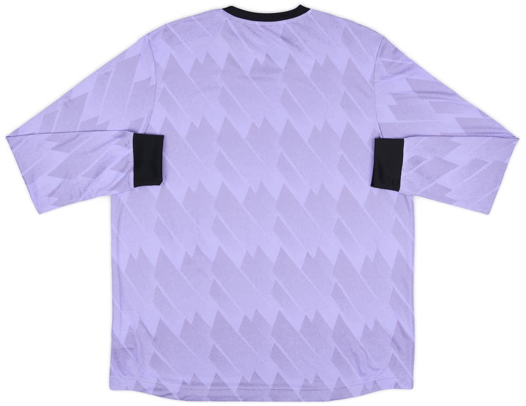 2022-23 Real Madrid Authentic Away L/S Shirt (S)