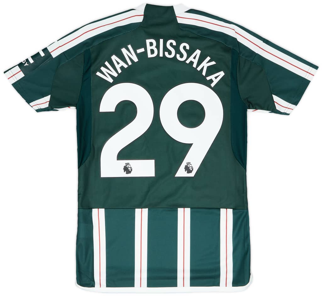2023-24 Manchester United Away Shirt Wan-Bissaka #29 (S)