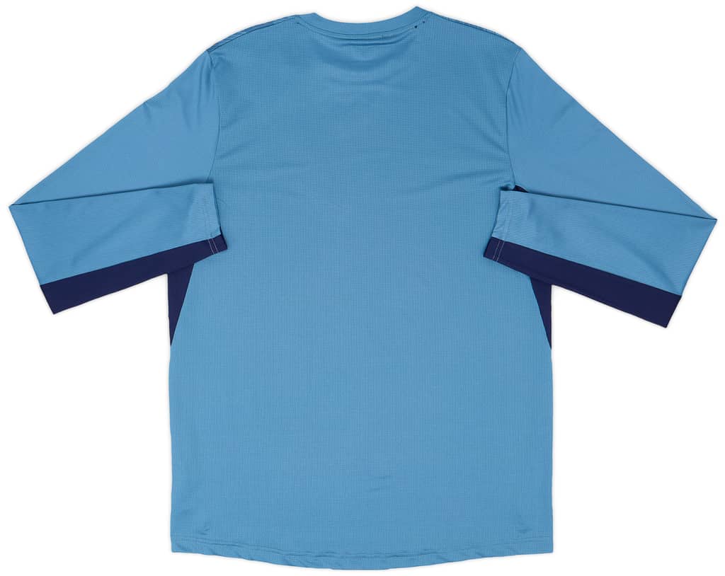 2023-24 Newcastle Castore Training L/S Tee