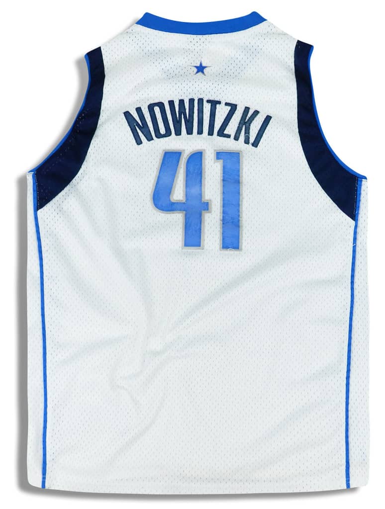 2004-06 Dallas Mavericks Nowitzki #41 Reebok Swingman Jersey (Home) Y