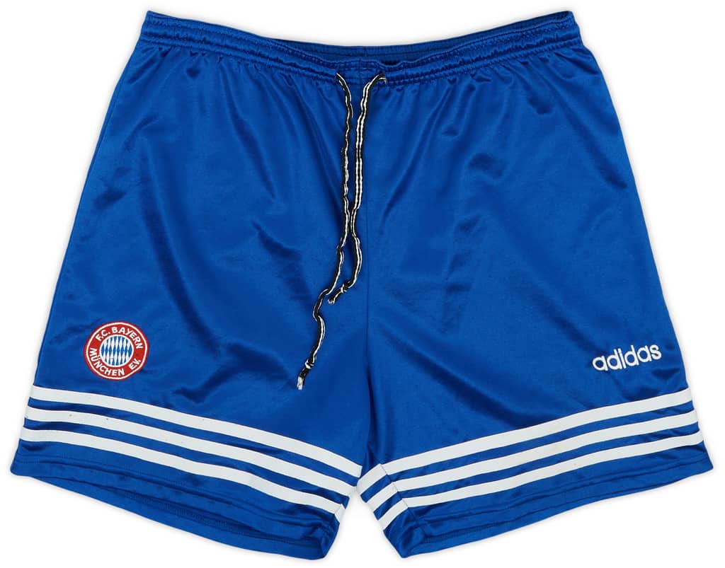 1995-97 Bayern Munich Home Shorts - 6/10 - (L)