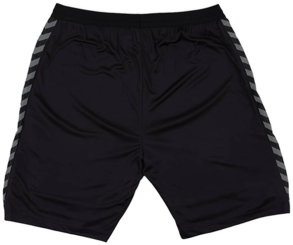 2023-24 Real Betis Hummel Training Shorts