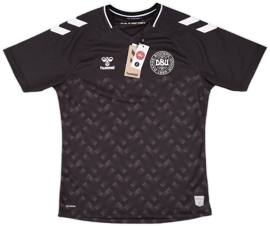 2023-24 Denmark GK Shirt (S)