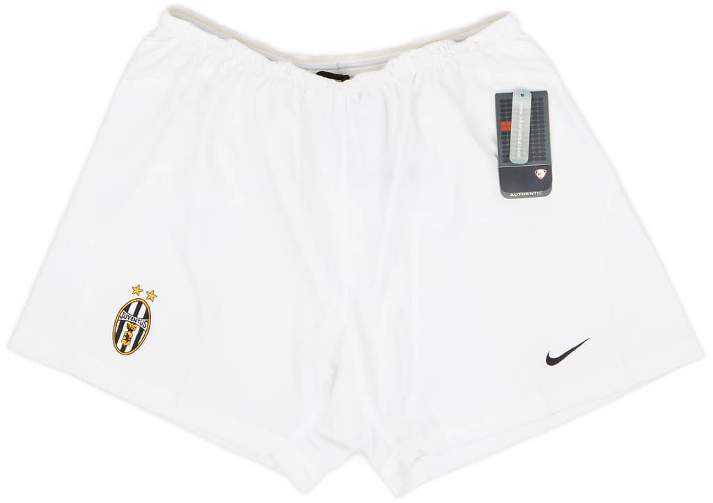 2003-04 Juventus Home Shorts (XL)