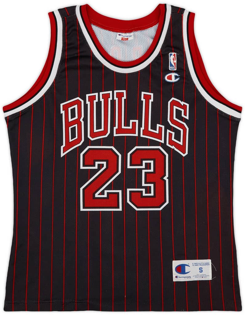 1995-97 Chicago Bulls Jordan #23 Champion Alternate Jersey - 8/10 - (S)