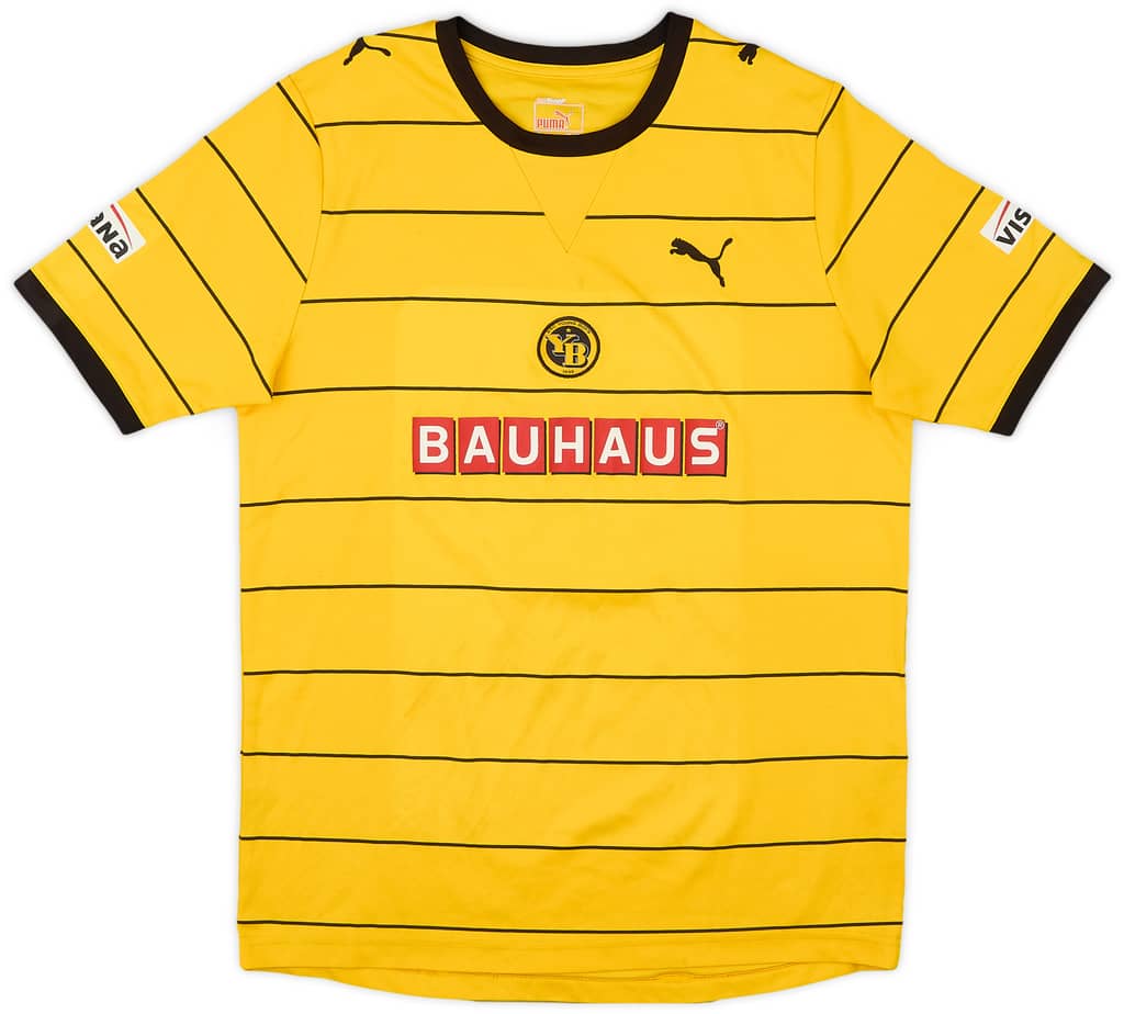2011-12 Young Boys Home Shirt A.Farnerud #8 - 7/10 - (L.Boys)
