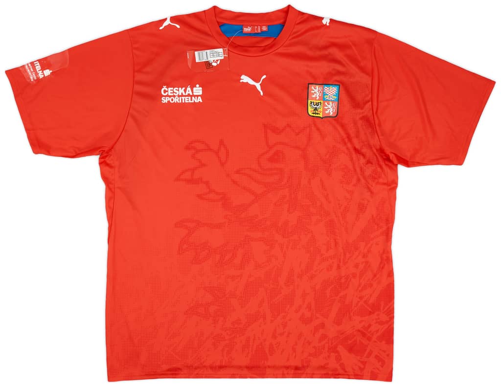 2006-08 Czech Republic Basic Home Shirt (XXL)