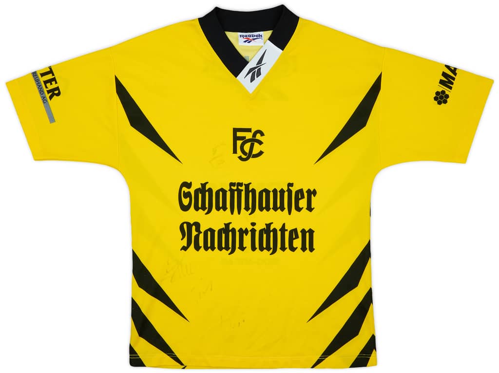 1996-97 Schaffhausen Reebok Signed Training Shirt - 8/10 - (XS)