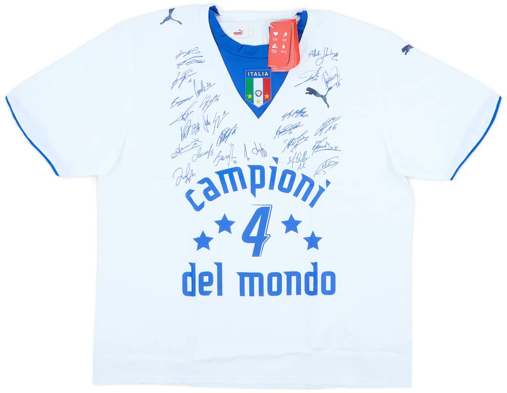 2006 Italy 'Campioni del Mondo' 'Signed' Away Shirt (XXL)