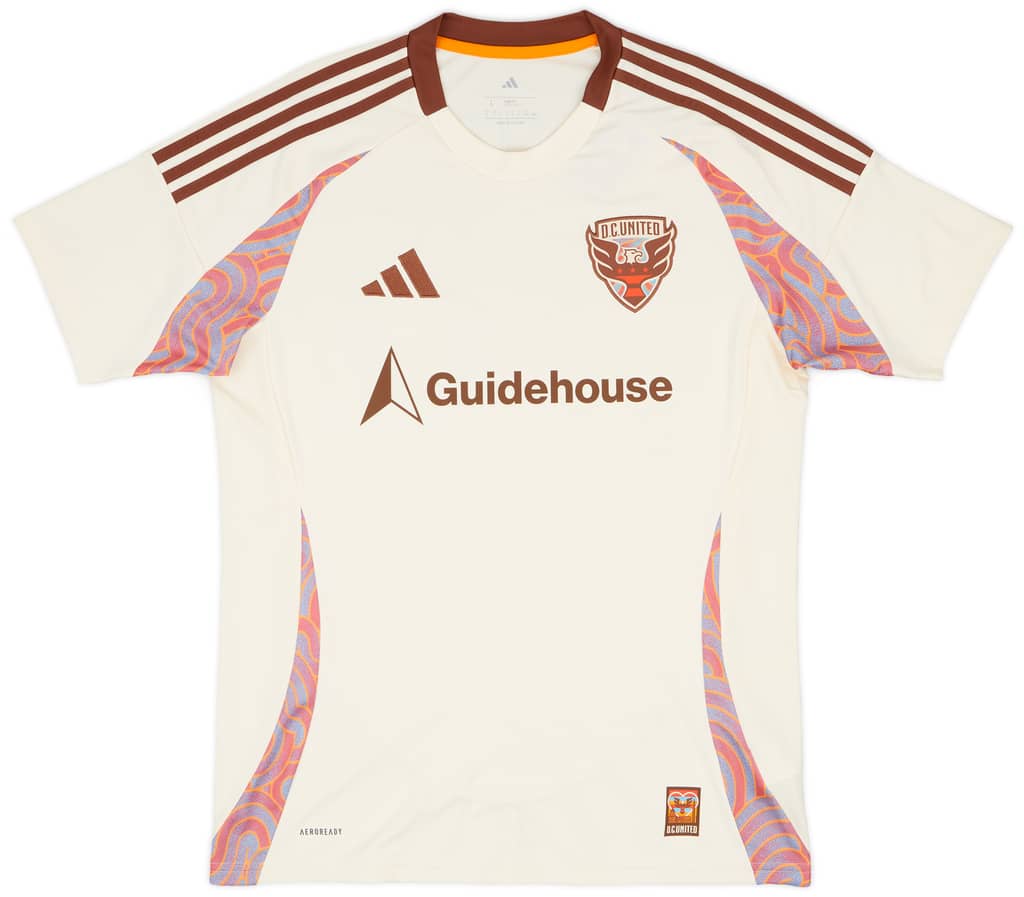 2025-26 DC United Away Shirt Benteke #20