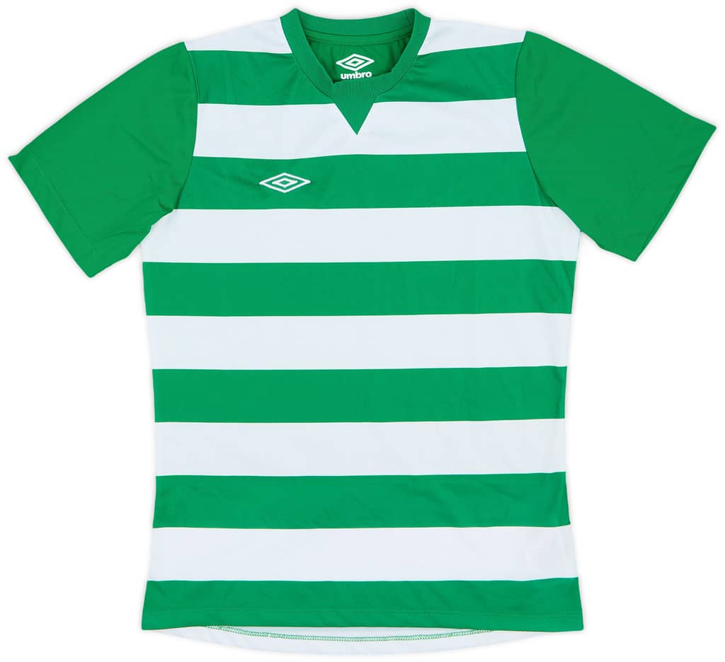 2010s Umbro Template Shirt - 10/10 - (L.Boys)