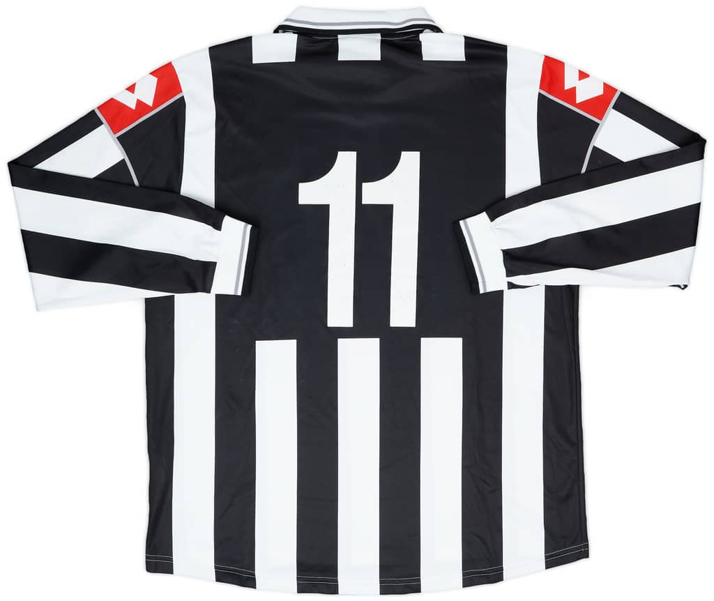 2000-01 Juventus Match Issue Home Shirt #11