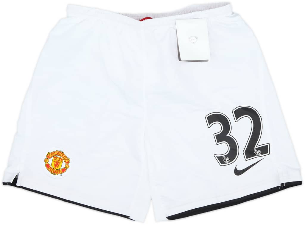 2007-09 Manchester United Home Shorts #32 (Tevez) (M.Boys)