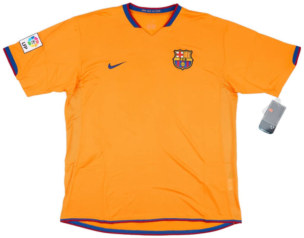2006-08 Barcelona Away Shirt Messi #19 (XL)