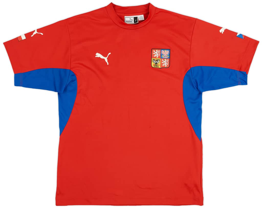 2002-04 Czech Republic Basic Home Shirt - 6/10 - (L)