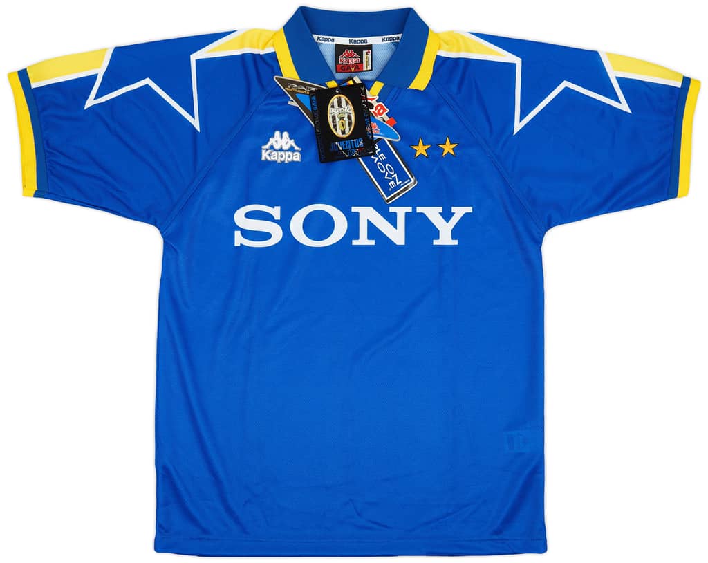 1996-97 Juventus Away Shirt (L)