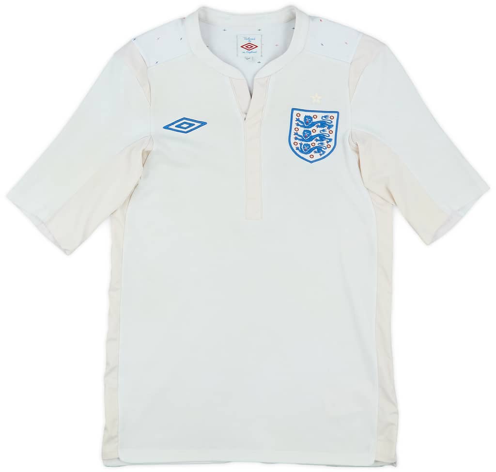 2010-11 England Home Shirt - 4/10 - (S)