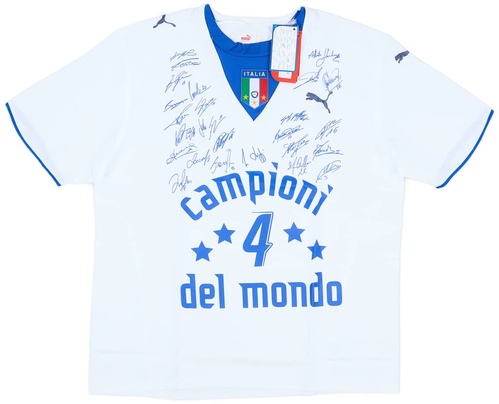 2006 Italy 'Campioni del Mondo' 'Signed' Away Shirt (XL)