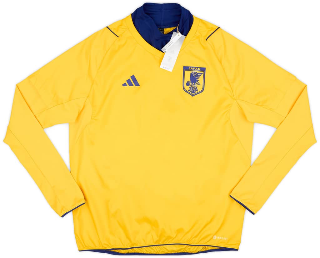 2022-23 Japan Player Issue Training Top