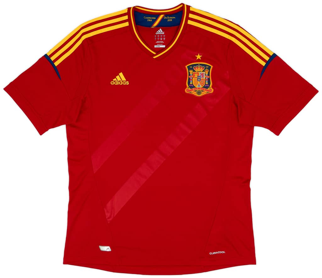 2011 Spain Match Issue Home Shirt #17