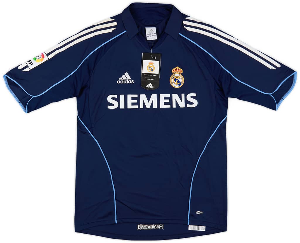 2005-06 Real Madrid Away Shirt Beckham #23 (S)