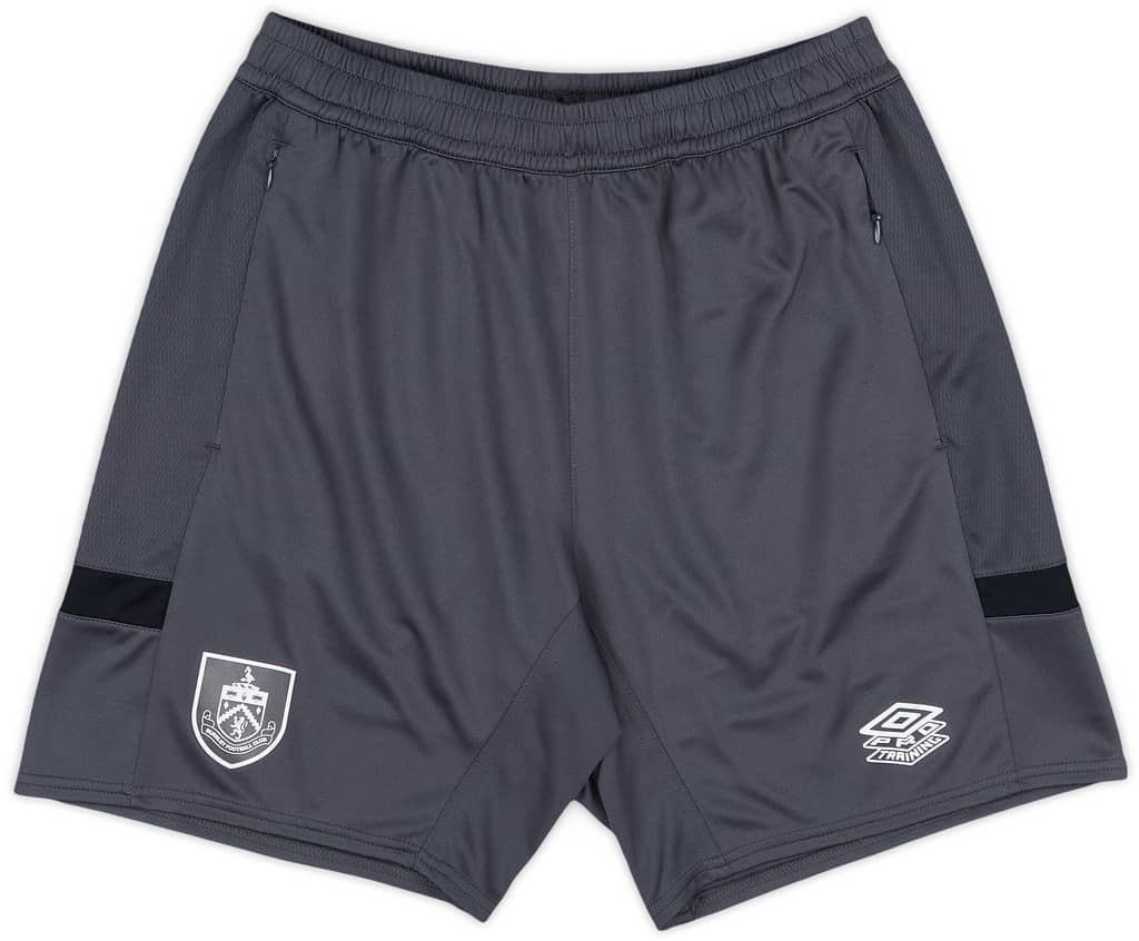2023-24 Burnley Umbro Training Shorts - As New