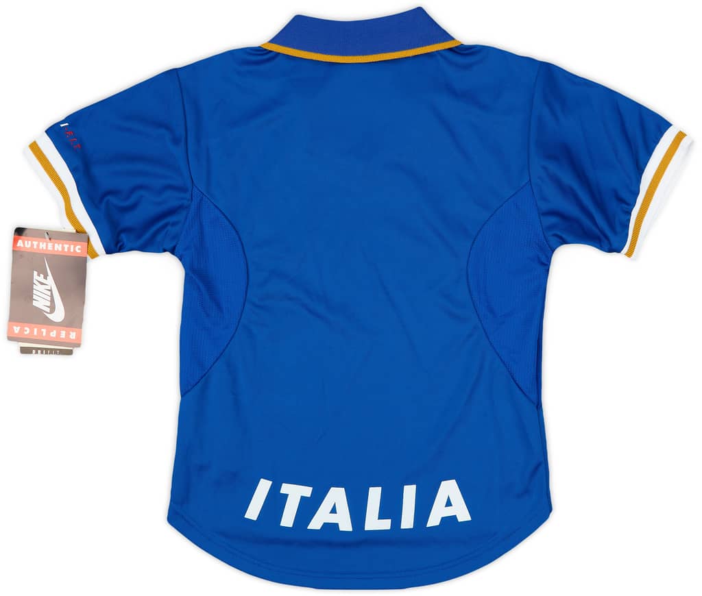 1996-97 Italy Home Shirt (S.Boys)