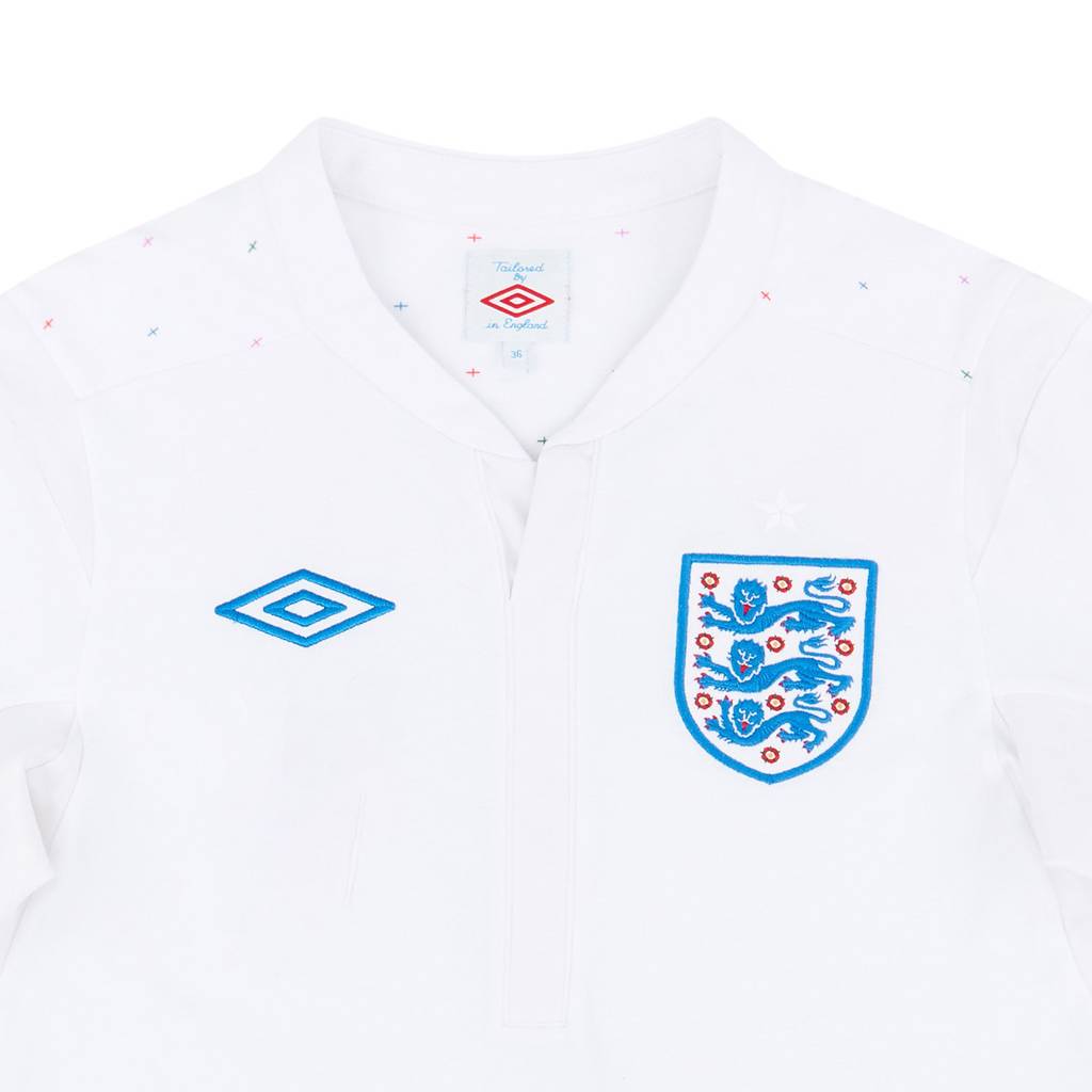 2010-11 England Home Shirt - 9/10