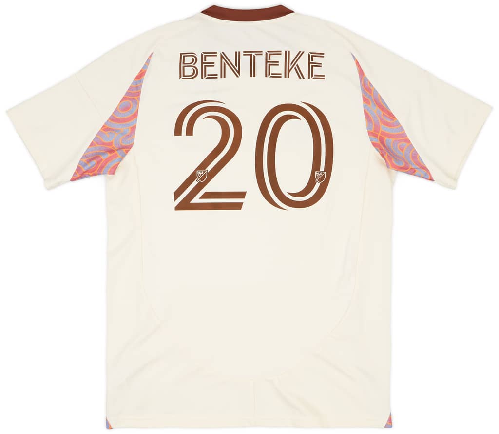 2025-26 DC United Away Shirt Benteke #20