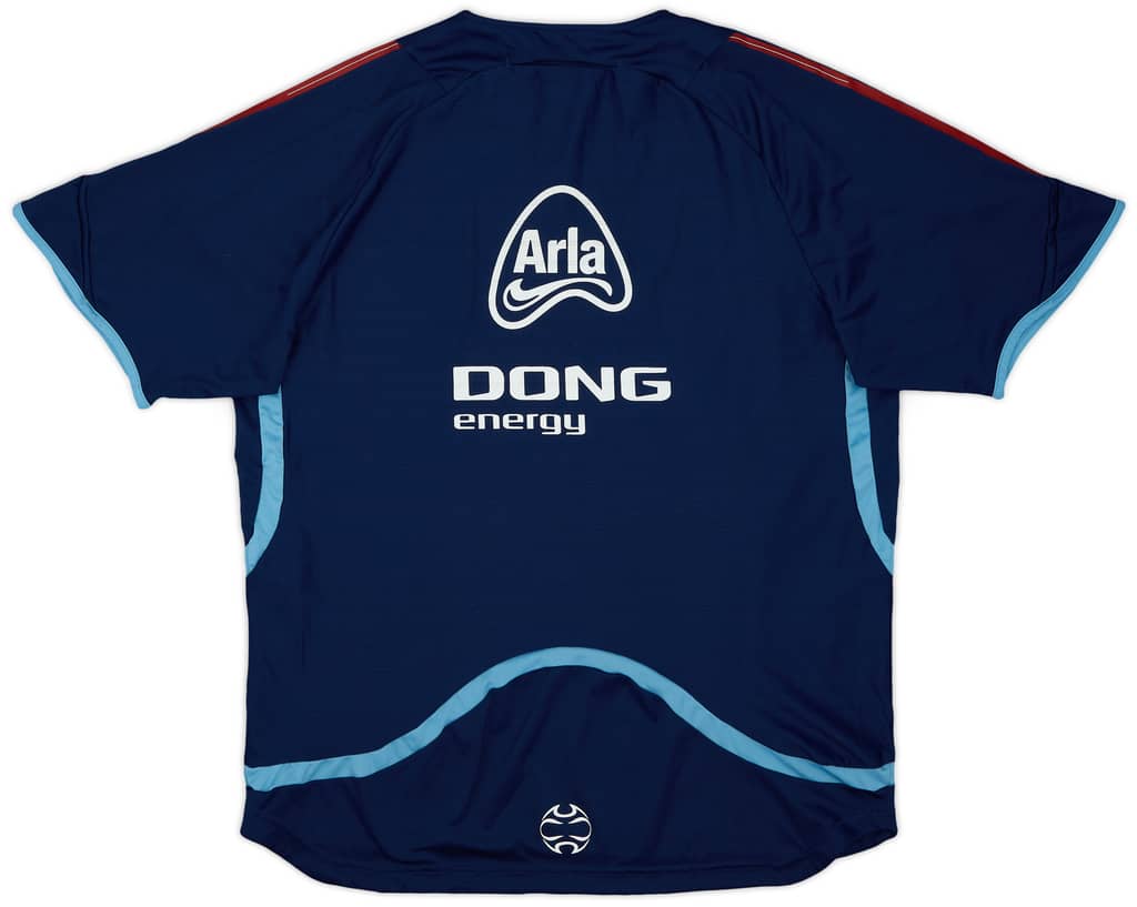 2006-07 Denmark Formotion Training Shirt - 6/10 - (XXL)